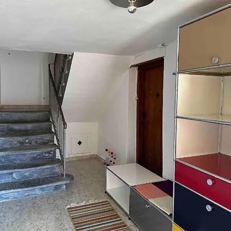 Waterfall House בית נופש